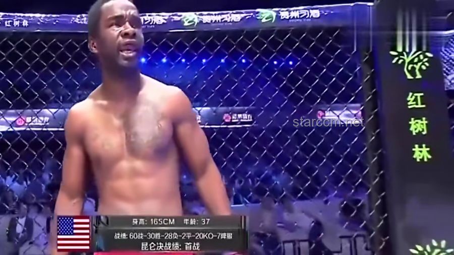 **手搓20米体感机械拳！朋友想跟我比拳击，给他亿点小惊喜！**